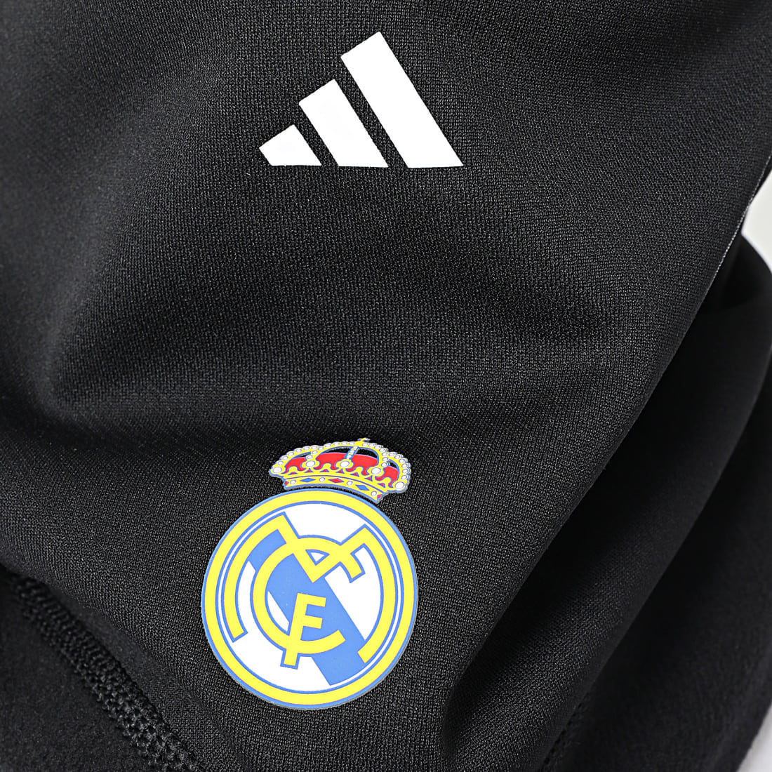 Cache-cou Real Madrid Noir